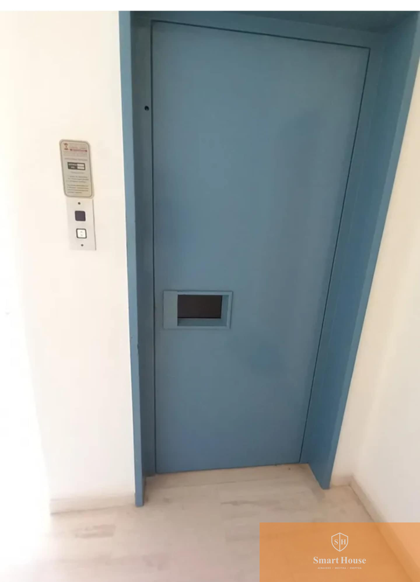 563734
