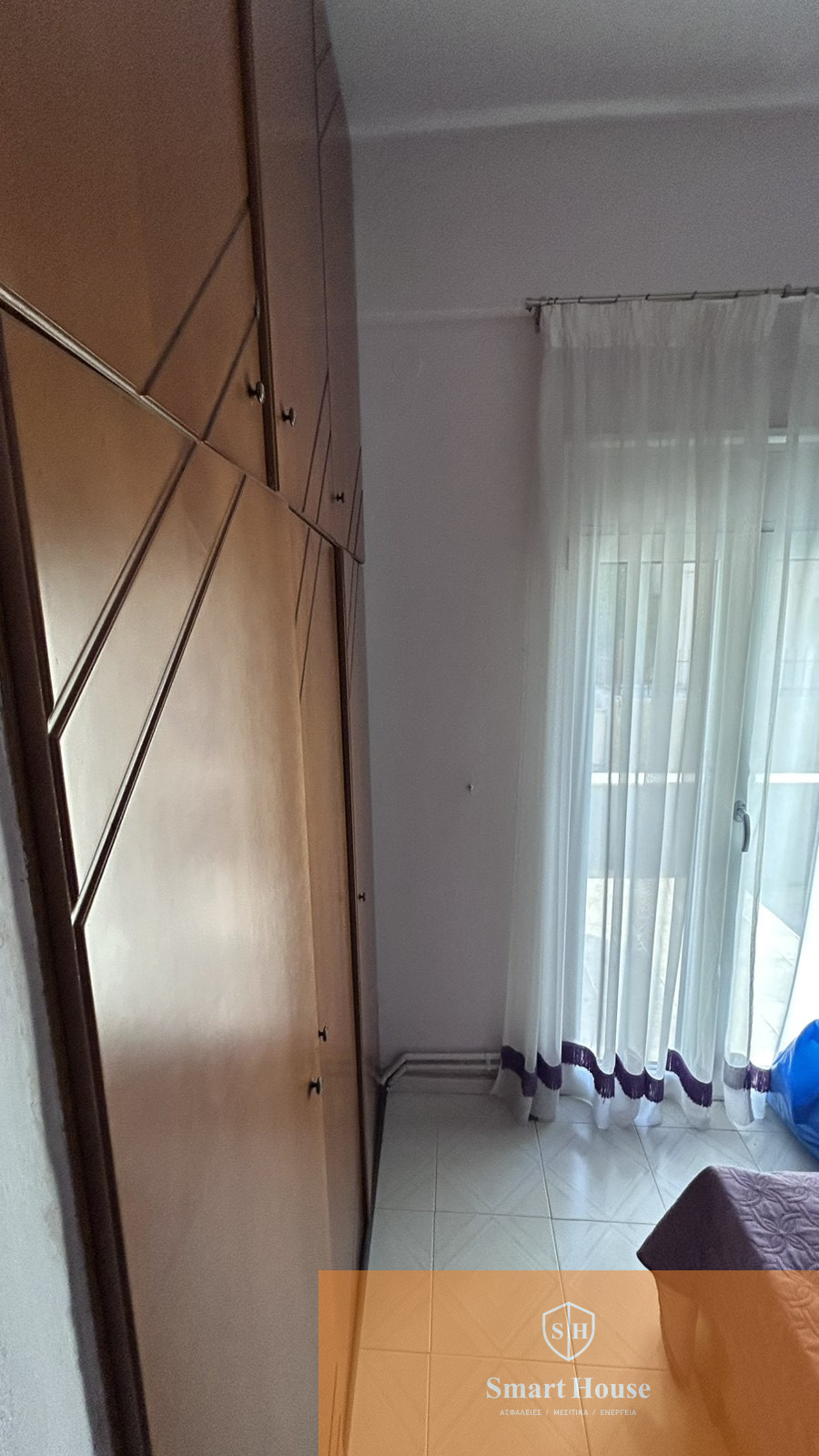72942