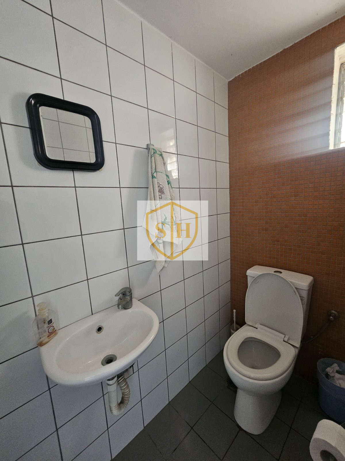 47133368