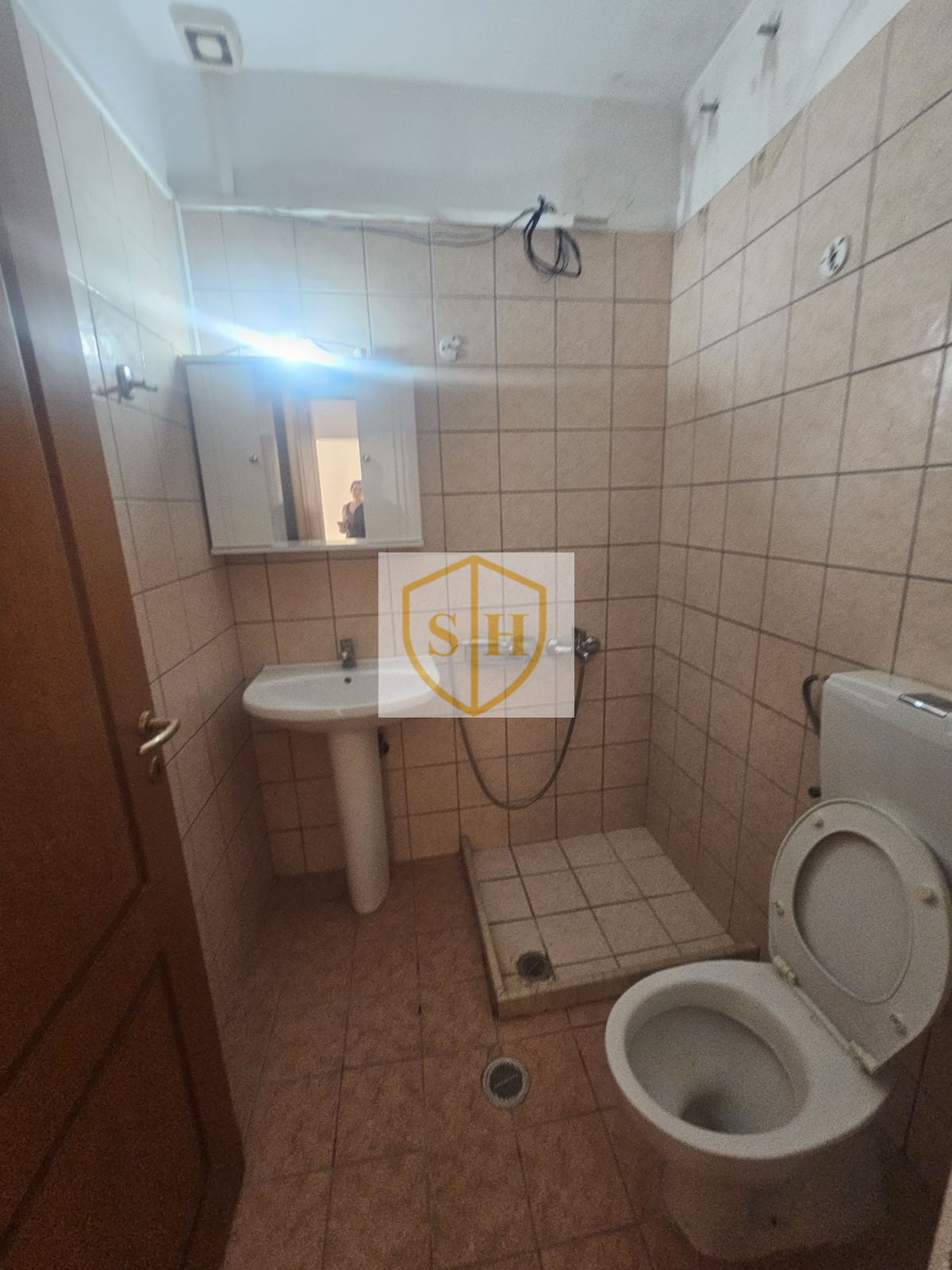 47133383