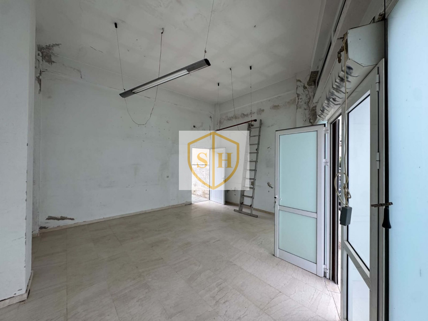 564507