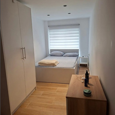 Slide show thumb