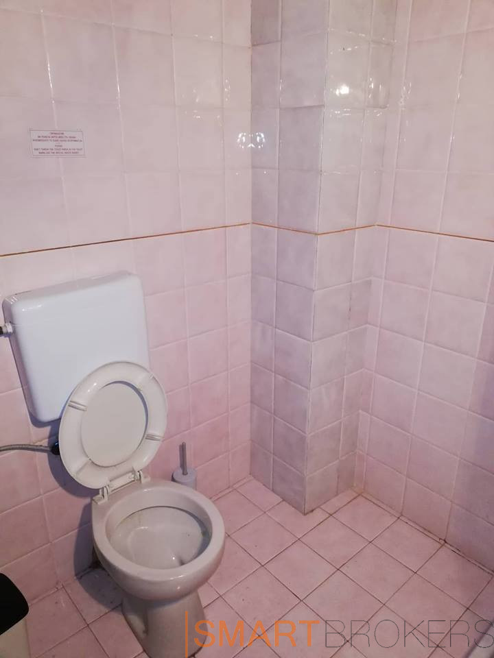 30403